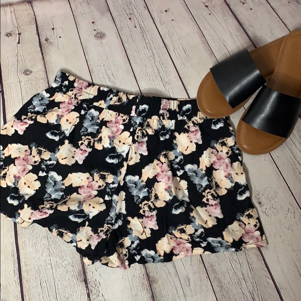 Bohemian floral shorts